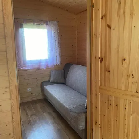Jaktstuga Letniskowe Barrakuda *